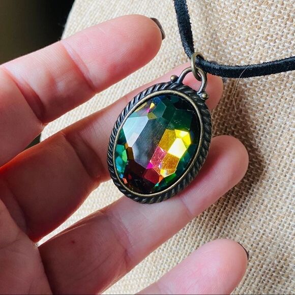 Rainbow Rhinestone antique Black Leather Choker - Picture 5 of 5